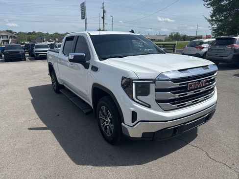 Used 2026 GMC Sierra 1500 SLE w/ X31 Off-Road Package image 2