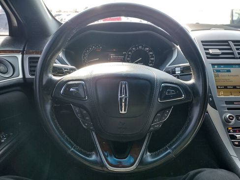 Used 2018 Lincoln MKZ Reserve image 7
