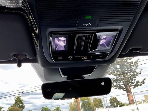 New 2026 Volkswagen Tiguan SE R-Line FWD image 14