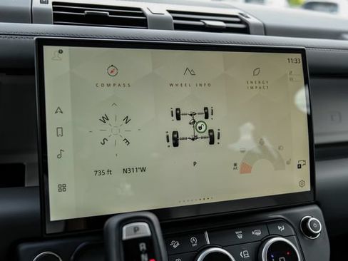 New 2026 Land Rover Defender 110 S AWD/4WD image 43