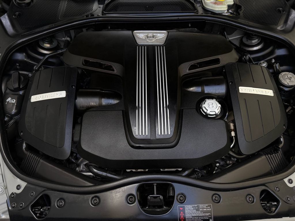 Used 2015 Bentley Continental GT V8 S AWD/4WD image 32