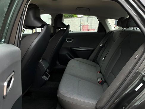 Used 2025 Kia K4 FWD image 11