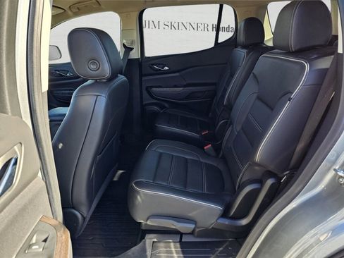 Used 2023 GMC Acadia Denali w/ Denali Technology Package image 33