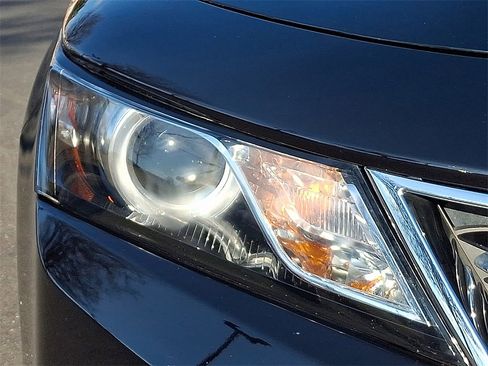 Used 2017 Chevrolet Impala Premier w/ Enhanced Convenience Package image 10