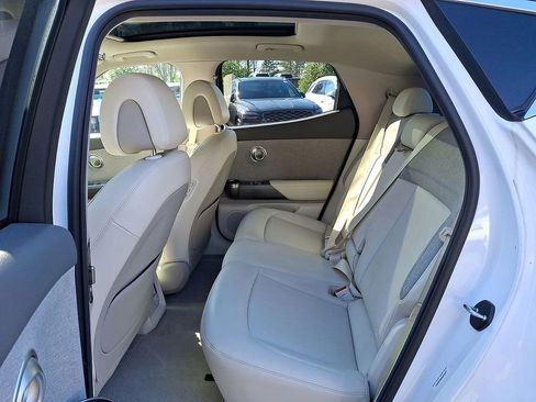 Used 2025 Genesis GV60 RWD image 20