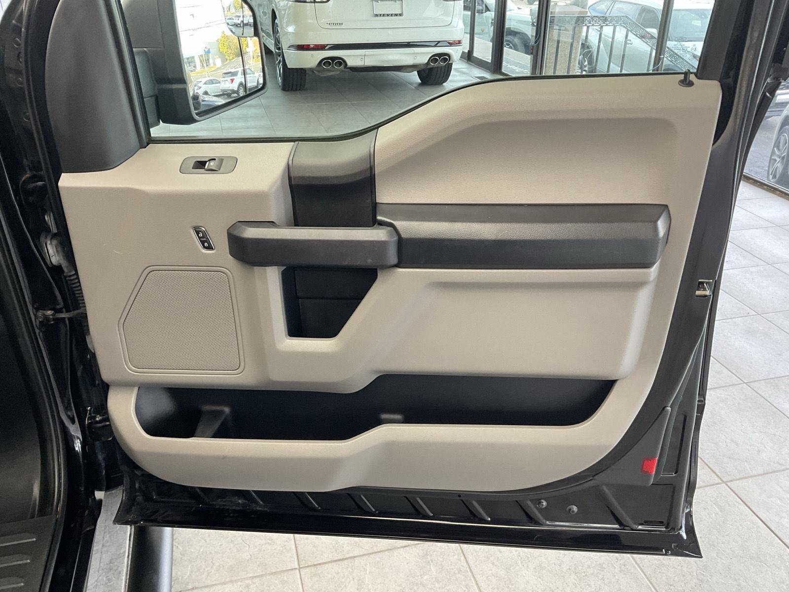 Used 2019 Ford F150 XL w/ Equipment Group 101A Mid AWD/4WD image 14
