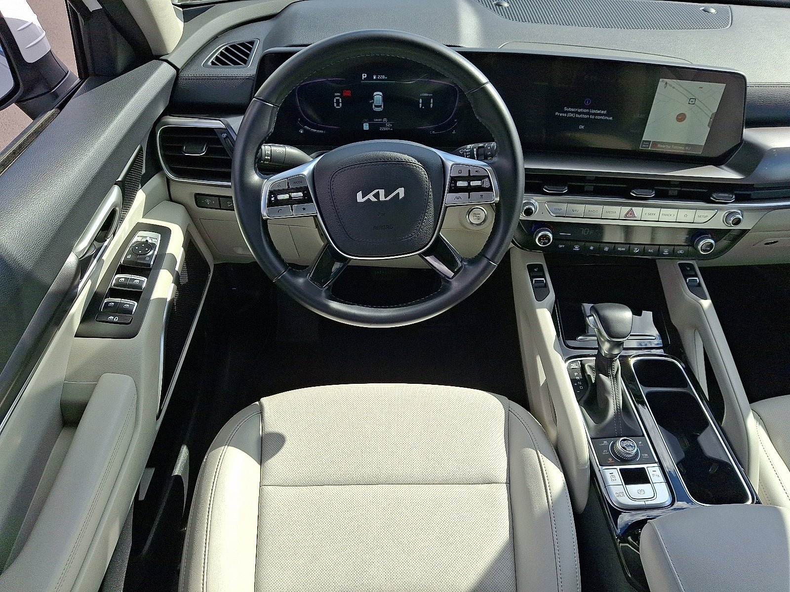 Used 2023 Kia Telluride S w/ S Sunroof Package AWD/4WD image 12