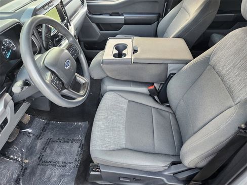 Used 2022 Ford F150 XLT w/ Trailer Tow Package image 9