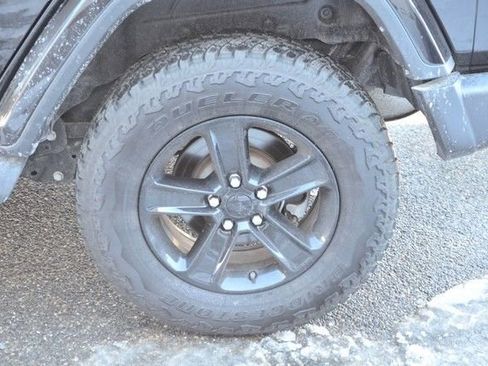 Used 2021 Jeep Wrangler Unlimited Sahara image 12