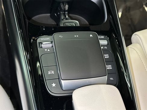 Used 2023 Mercedes-Benz GLA 250 4MATIC image 28