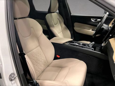 Certified 2026 Volvo XC60 B5 Plus w/ Protection Package Premier AWD/4WD image 28