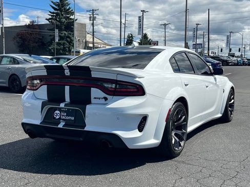 Used 2022 Dodge Charger SRT Hellcat w/ Harman/Kardon Audio Group RWD image 7