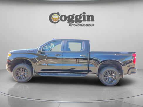 New 2026 Chevrolet Silverado 1500 Custom Trail Boss w/ Dark Appearance Package image 3