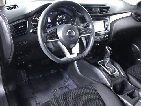 Used 2020 Nissan Rogue Sport S w/ Appearance Package image 9