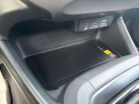 Used 2025 Subaru Crosstrek 2.5i Limited w/ Crosstrek Mirror Package image 12