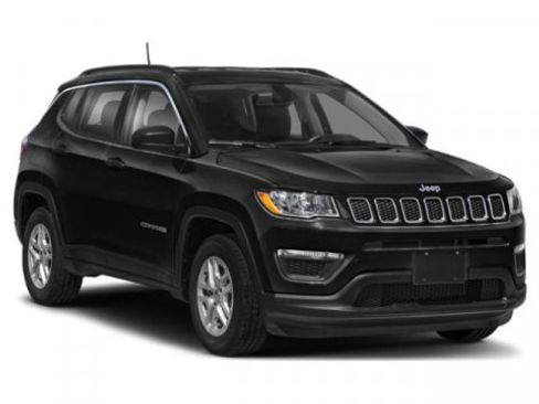Used 2020 Jeep Compass Latitude w/ Cold Weather Group AWD/4WD image 11
