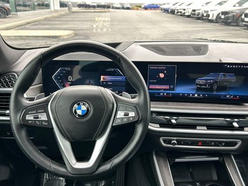 Used 2024 BMW X5 xDrive40i w/ Parking Assistance Package AWD/4WD image 17