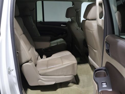 Used 2016 Chevrolet Suburban LT AWD/4WD image 19
