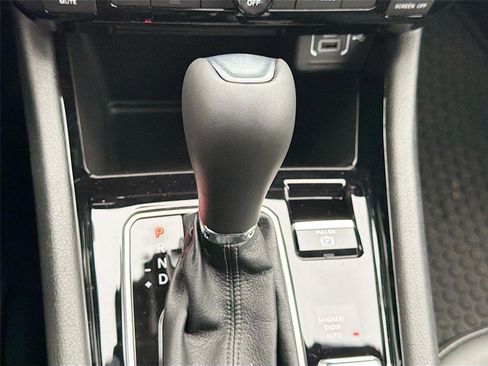 New 2026 Jeep Compass Latitude AWD/4WD image 16