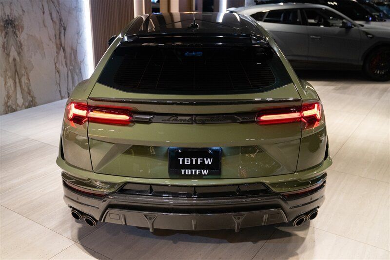 Used 2023 Lamborghini Urus Performante AWD/4WD image 49