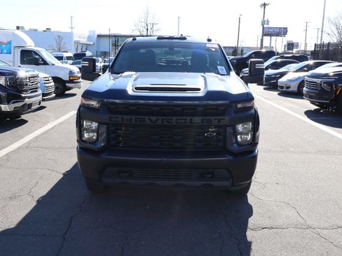 Used 2020 Chevrolet Silverado 3500 W/T w/ WT Convenience Package image 3