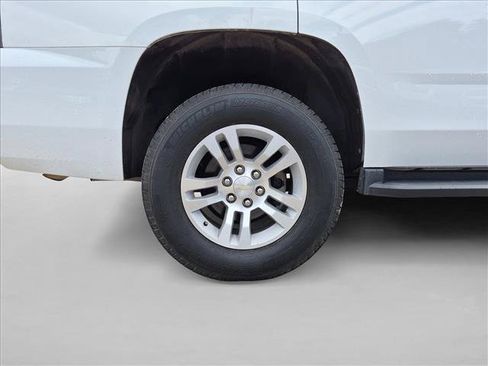 Used 2018 Chevrolet Tahoe LT RWD image 9