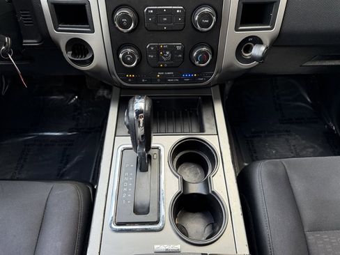 Used 2015 Ford Expedition EL XLT image 27