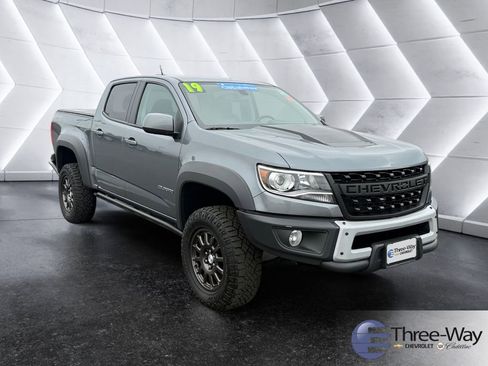 Used 2019 Chevrolet Colorado ZR2 w/ Colorado ZR2 Bison Edition image 7