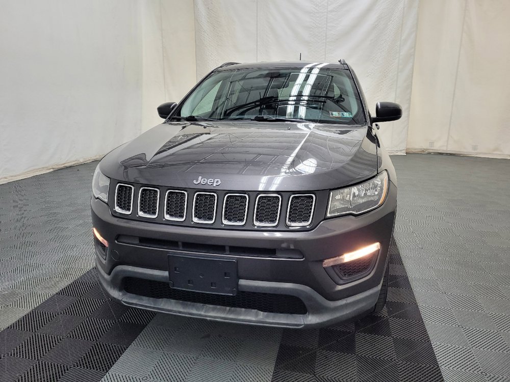Used 2018 Jeep Compass Sport w/ Cold Weather Group AWD/4WD image 15