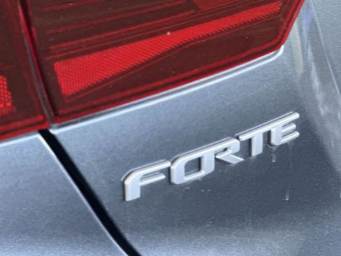 Certified 2024 Kia Forte LXS FWD image 10