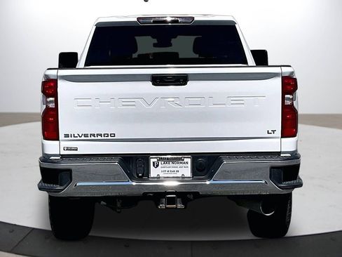Used 2024 Chevrolet Silverado 2500 LT AWD/4WD image 8