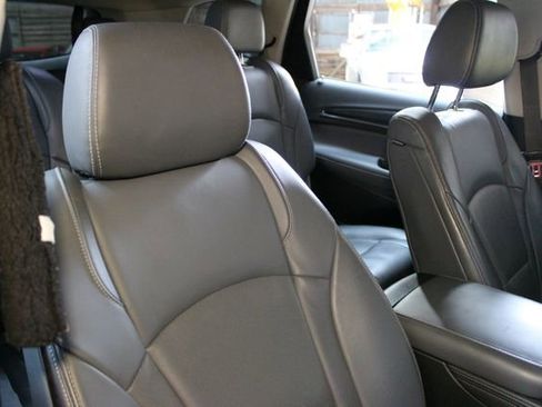 Used 2019 Buick Enclave Premium w/ Experience Buick Package AWD/4WD image 11