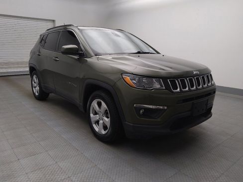 Used 2020 Jeep Compass Latitude w/ Safety & Security Group FWD image 13