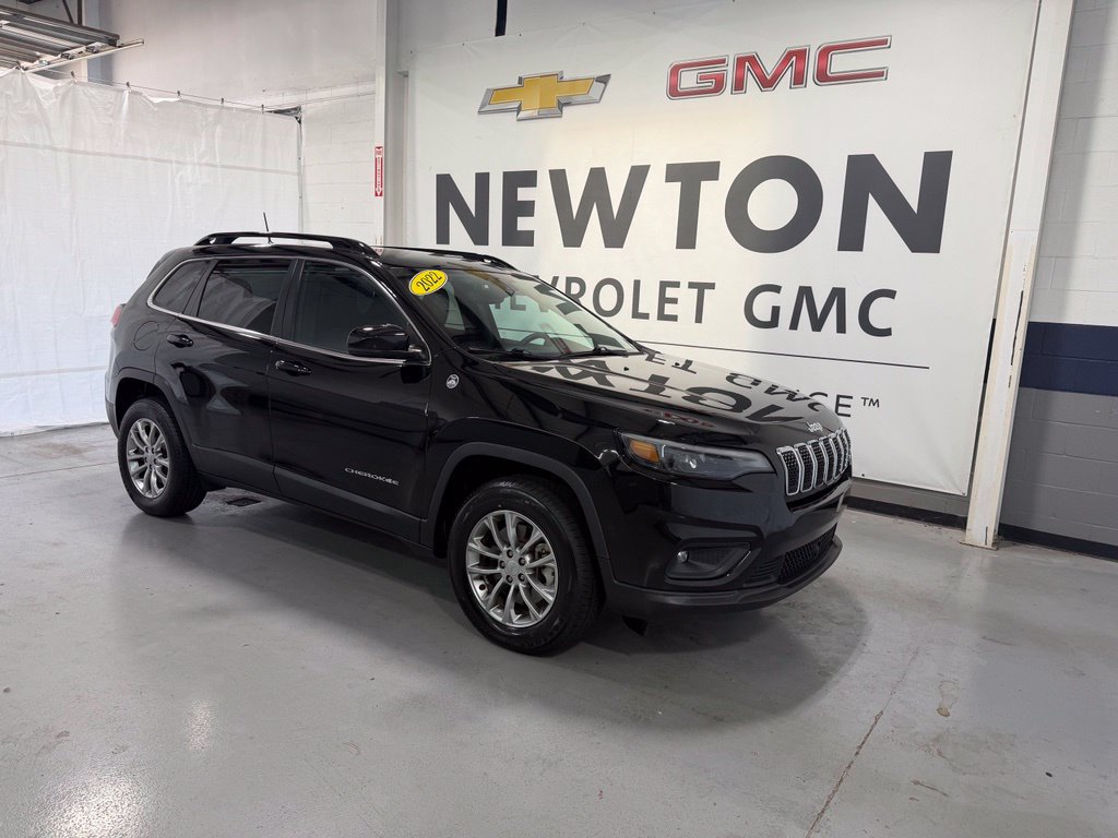 Used 2022 Jeep Cherokee Latitude Lux AWD/4WD image 2