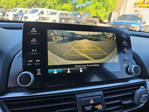 Used 2018 Honda Accord Sport image 20