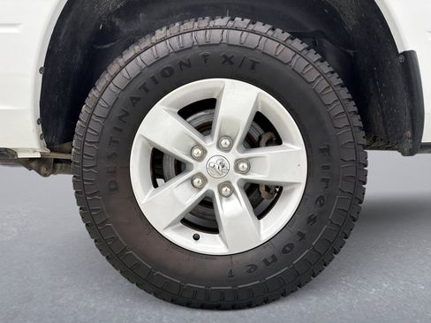 Used 2022 RAM 1500 Tradesman w/ Chrome Appearance Group image 22