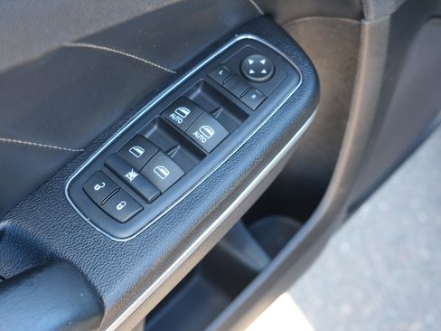 Used 2016 Dodge Charger SXT w/ AWD Plus Group image 17