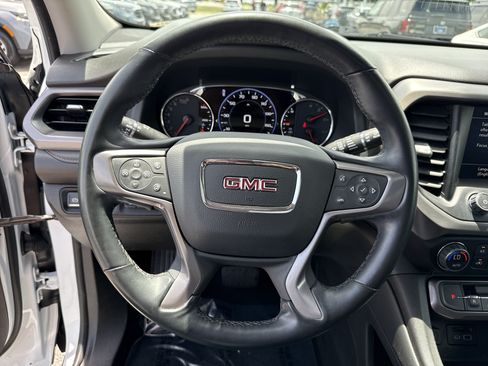 Used 2023 GMC Acadia AT4 w/ Technology Package AWD/4WD image 18