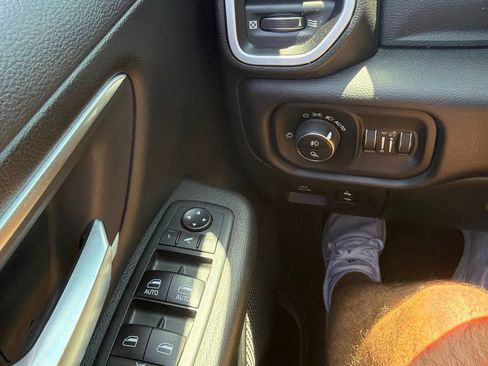 Used 2019 RAM 1500 Big Horn RWD image 13
