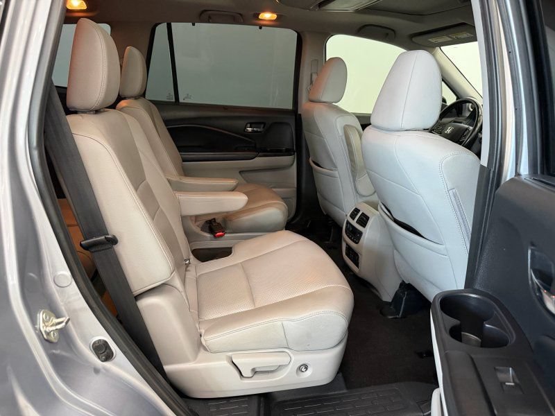 Used 2019 Honda Pilot Elite image 19
