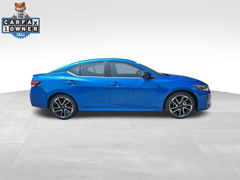 Used 2025 Nissan Sentra SR w/ SR Premium Package FWD image 13