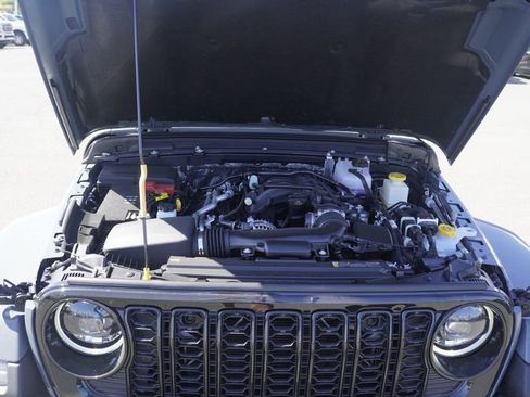 New 2026 Jeep Gladiator Willys image 29