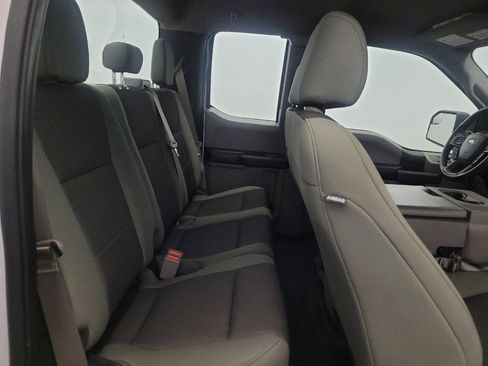 Used 2019 Ford F150 XL w/ Equipment Group 101A Mid AWD/4WD image 19