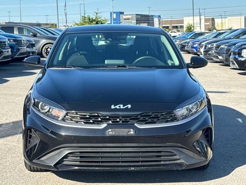 Used 2024 Kia Forte LXS FWD image 8