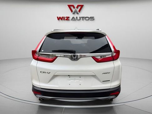 Used 2018 Honda CR-V Touring image 4
