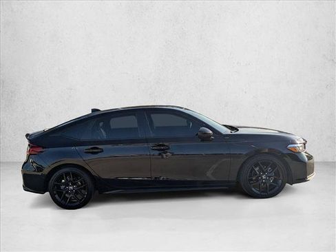 Used 2025 Honda Civic Sport image 4