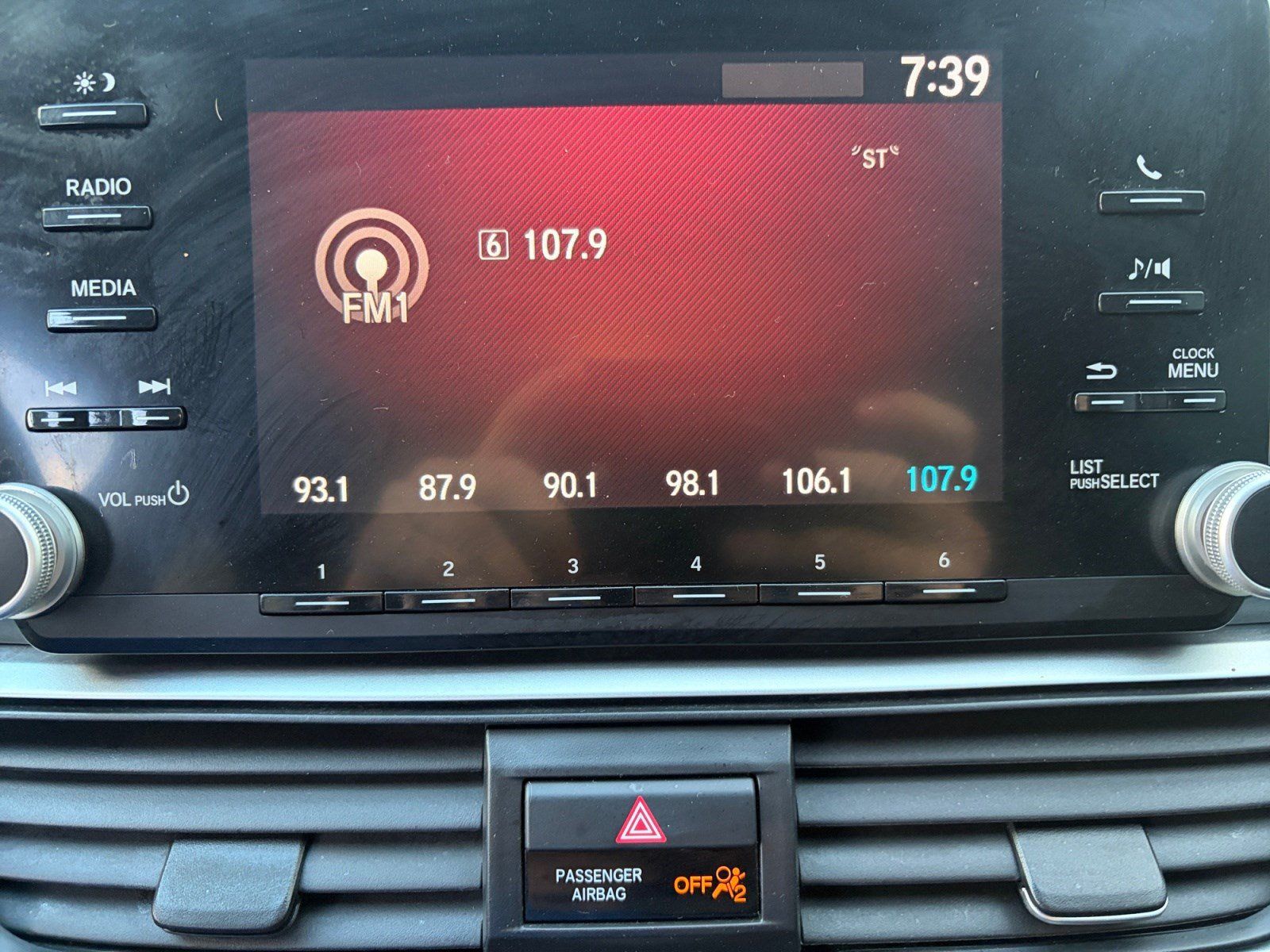 Used 2019 Honda Accord LX image 18