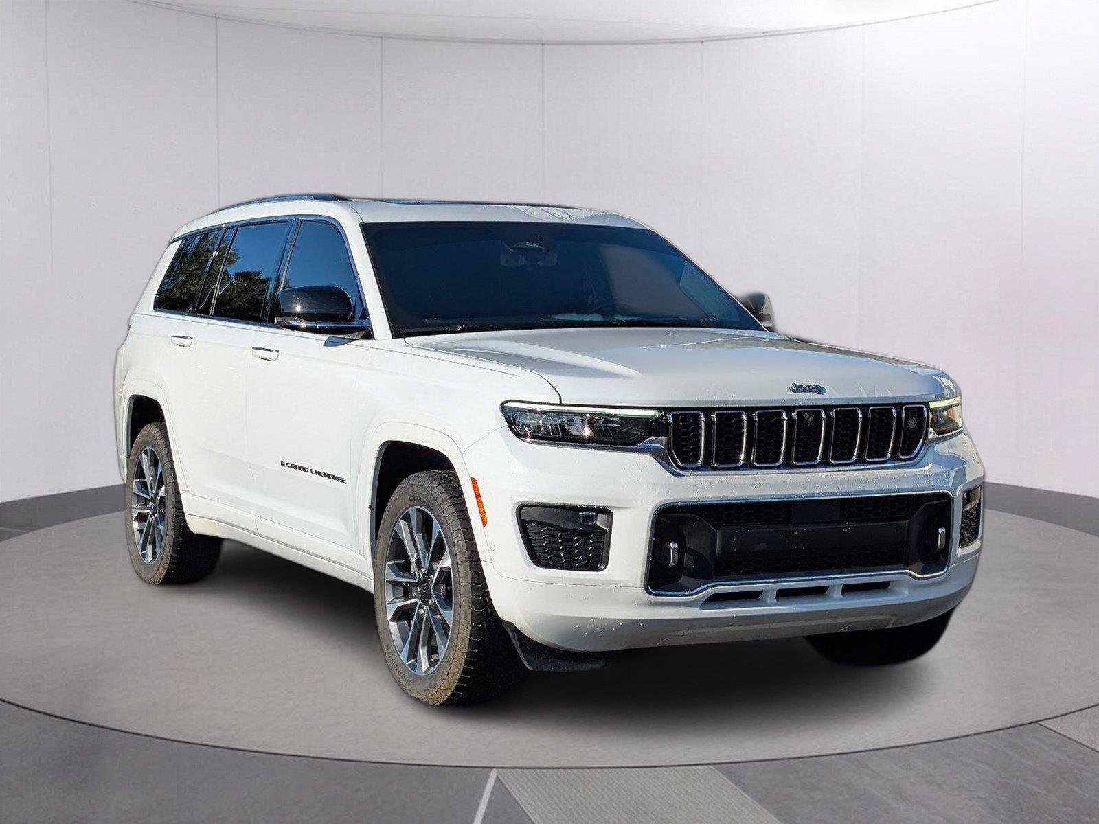 Used 2021 Jeep Grand Cherokee L Overland w/ Advanced Protech Group III AWD/4WD image 9