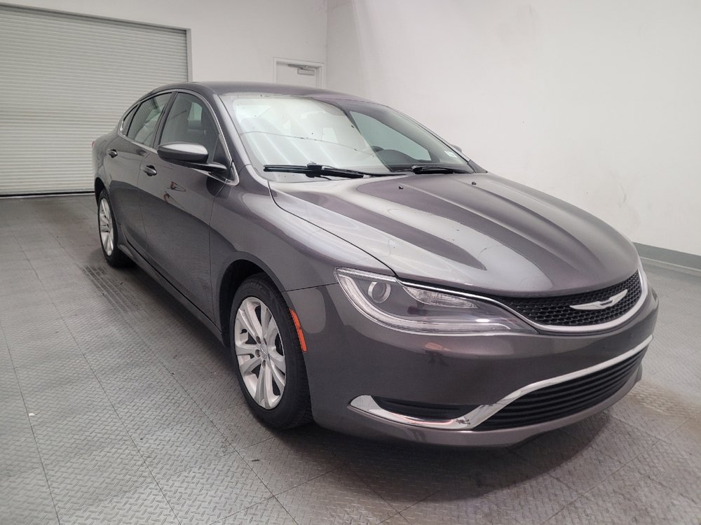 Used 2015 Chrysler 200 Limited FWD image 13