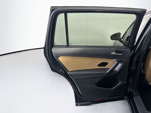 Used 2024 Volkswagen Tiguan SE FWD image 26